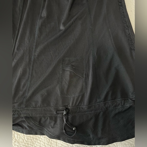 Lululemon Women’s Tank Top - Size 8 - Picture 6 of 10